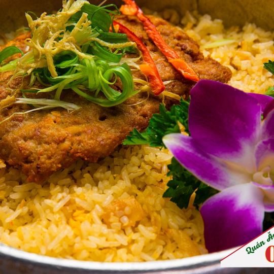 Cơm Tay Cầm Cá Mặn