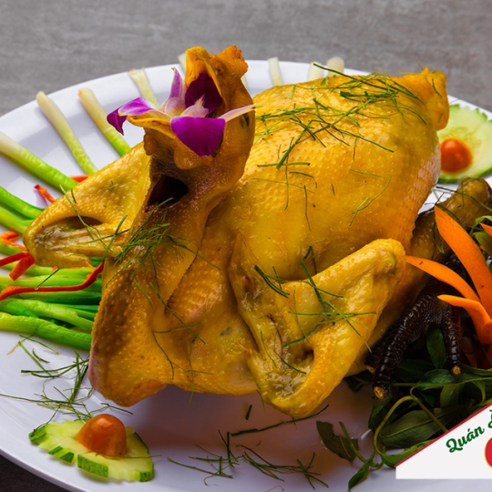 Gà vườn Hấp Hành